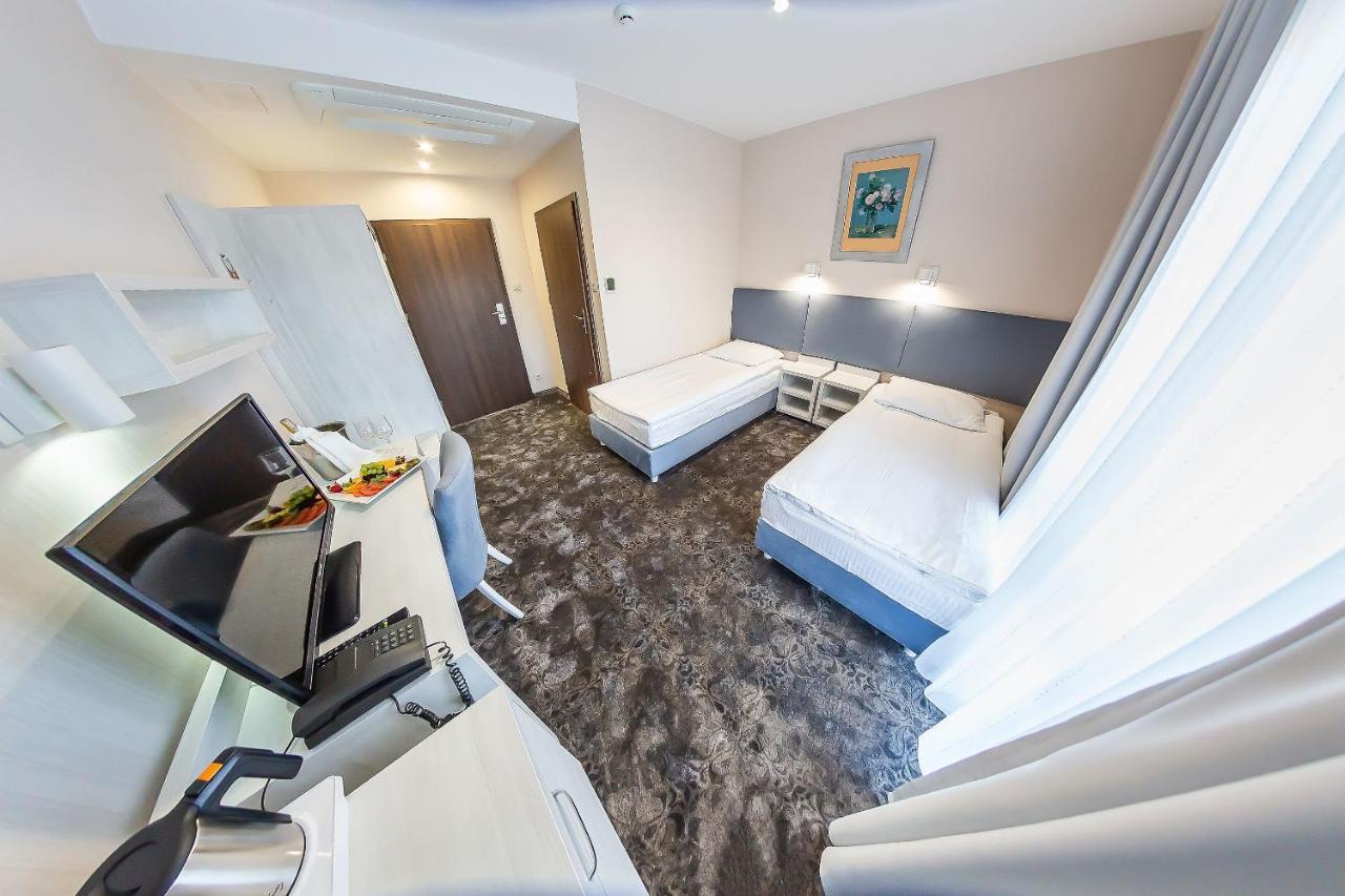 Hotel Jantar Wellness & Spa Ustka Exterior photo